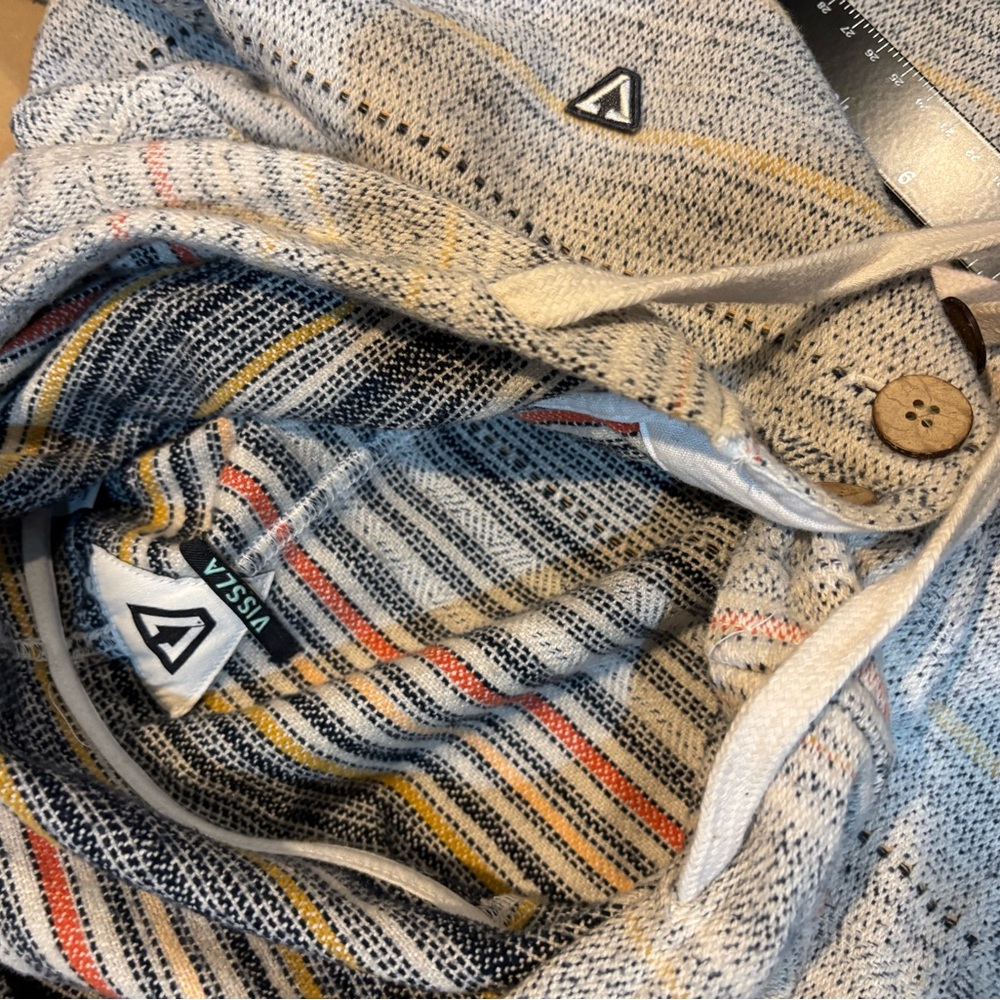 VISSLA Multicolor Striped Knit - Picture 13 of 13